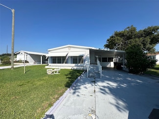 151 Cherrywood Dr, Lake Wales, FL 33898