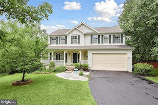 2932 Nicely Ct, Dumfries, VA 22026