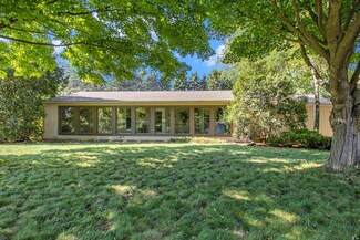 7770 S 10th St, Kalamazoo, MI 49009