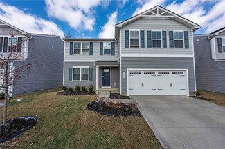 4648 Erhart Dr, Lorain, OH 44053