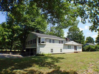 14 Dolliver Ln, Kingston, NH 03848