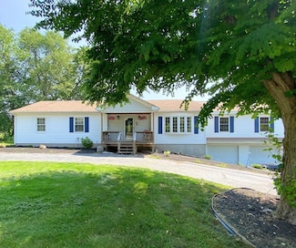 89 Old Farm Rd, Leominster, MA 01453