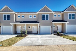 223 Louise Ln, Elliston, VA 24087