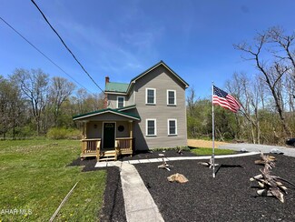 1957 Knob Rd, Portage, PA 15946