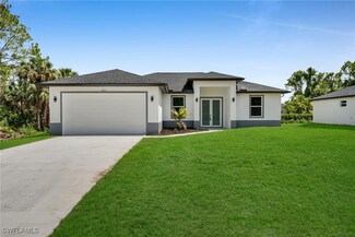 6136 Hershey Ave, Fort Myers, FL 33905