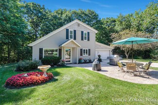 2905 Buchanan St, Marne, MI 49435