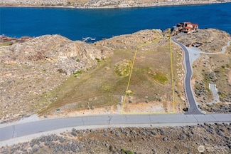 251 N Shore Dr, Orondo, WA 98843
