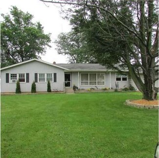 100 Sunset Ave, Sherwood, OH 43556