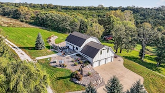 2821 Iowa 44, Panora, IA 50216