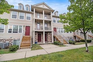 664 Lydia Ln Unit 43, Pontiac, MI 48341
