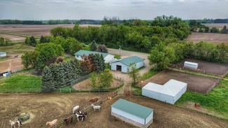 35104 Vickers St NE, Cambridge, MN 55008