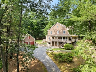 17 Baltzer Dr, Pembroke, MA 02359
