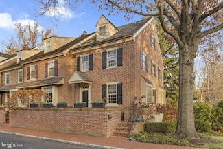 700 Willowmere Ln, Ambler, PA 19002