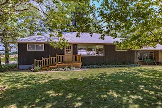 214 E Van Alstyne St, Cullom, IL 60929
