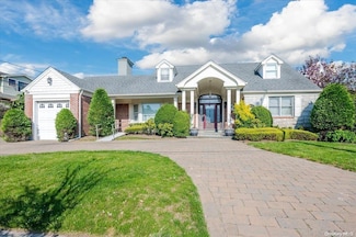 102 Richard St, Atlantic Beach, NY 11509