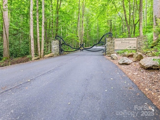 13 Galega Trail Unit D, Maggie Valley, NC 28751