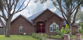 1202 S Ironwood St, Pharr, TX 78577
