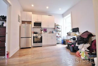 863 Knickerbocker Ave Unit 2, Brooklyn, NY 11207
