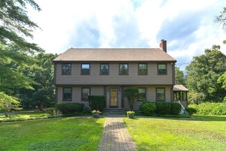 403 Massapoag Ave, Sharon, MA 02067