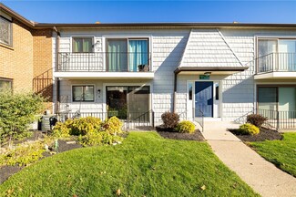 7-2 High Gate Trail, Fairport, NY 14450