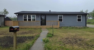 106 SE Oak St, Greenfield, IA 50849