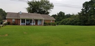 3815 Raleigh Lagrange Dr, Rossville, TN 38066