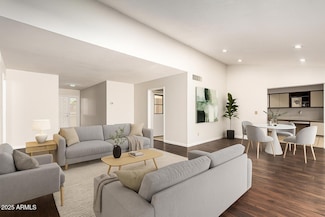 1012 E Wagon Wheel Dr, Phoenix, AZ 85020