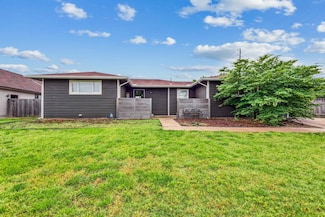4801 Looman E, Wichita, KS 67220