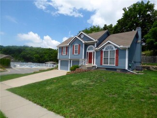 1620 NW 75th St, Kansas City, MO 64118