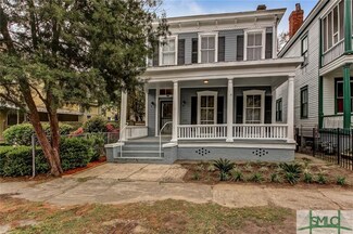 207 W 39th St, Savannah, GA 31401
