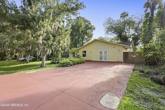 2419 Lime Tree Dr, Edgewater, FL 32141