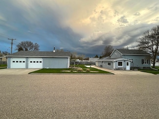 6211 Tower St, Selby, SD 57472