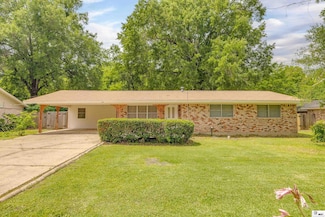 204 Somerset Dr, Monroe, LA 71203