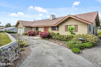 807 Ridgeview Ave, Selah, WA 98942