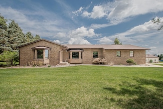 7373 Dell Rd, Saline, MI 48176