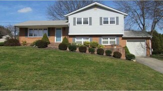 2 Langmoore Dr, Ewing, NJ 08638