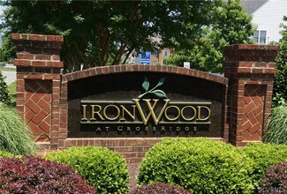 8700 Brays Fork Dr, Glen Allen, VA 23060
