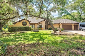 352 Swansea Ct, Oviedo, FL 32765