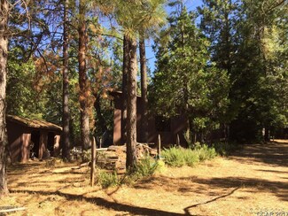 475 Rabbits Foot Rd, West Point, CA 95255