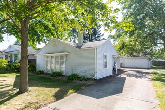 121 Bastogne Ave, Mishawaka, IN 46545