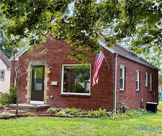 4205 Garrison Rd, Toledo, OH 43613