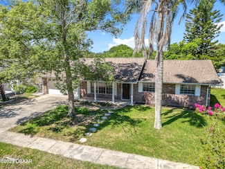 2972 Lantern Dr, South Daytona, FL 32119