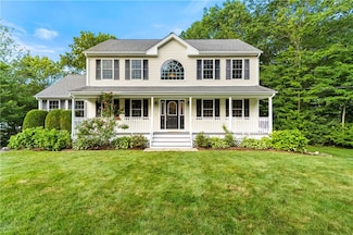 24 Poppy Hill Dr, Johnston, RI 02919