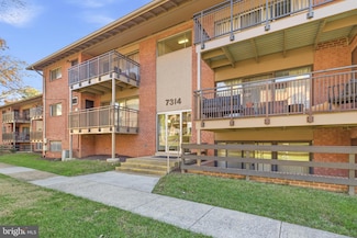 7314 Route 29 Unit 14/103, Falls Church, VA 22046