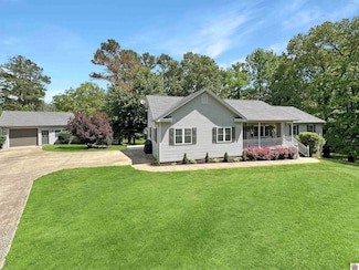 478 Lovers Ln, Benton, KY 42025