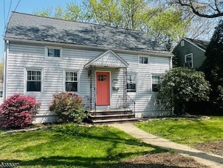 114 Henshaw Ave, Springfield, NJ 07081