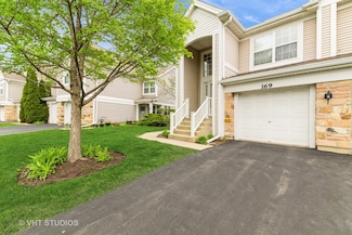 169 Concord Ln, Carol Stream, IL 60188