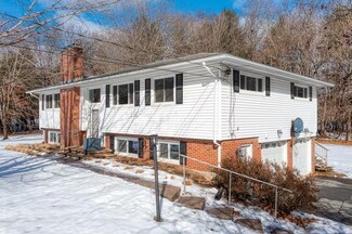 87 Chesterfield Rd, Leeds, MA 01053