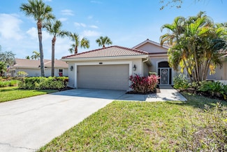 8472 Bent Creek Way, Naples, FL 34114