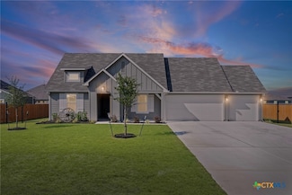 600 Davis Mountain Dr, Lockhart, TX 78644